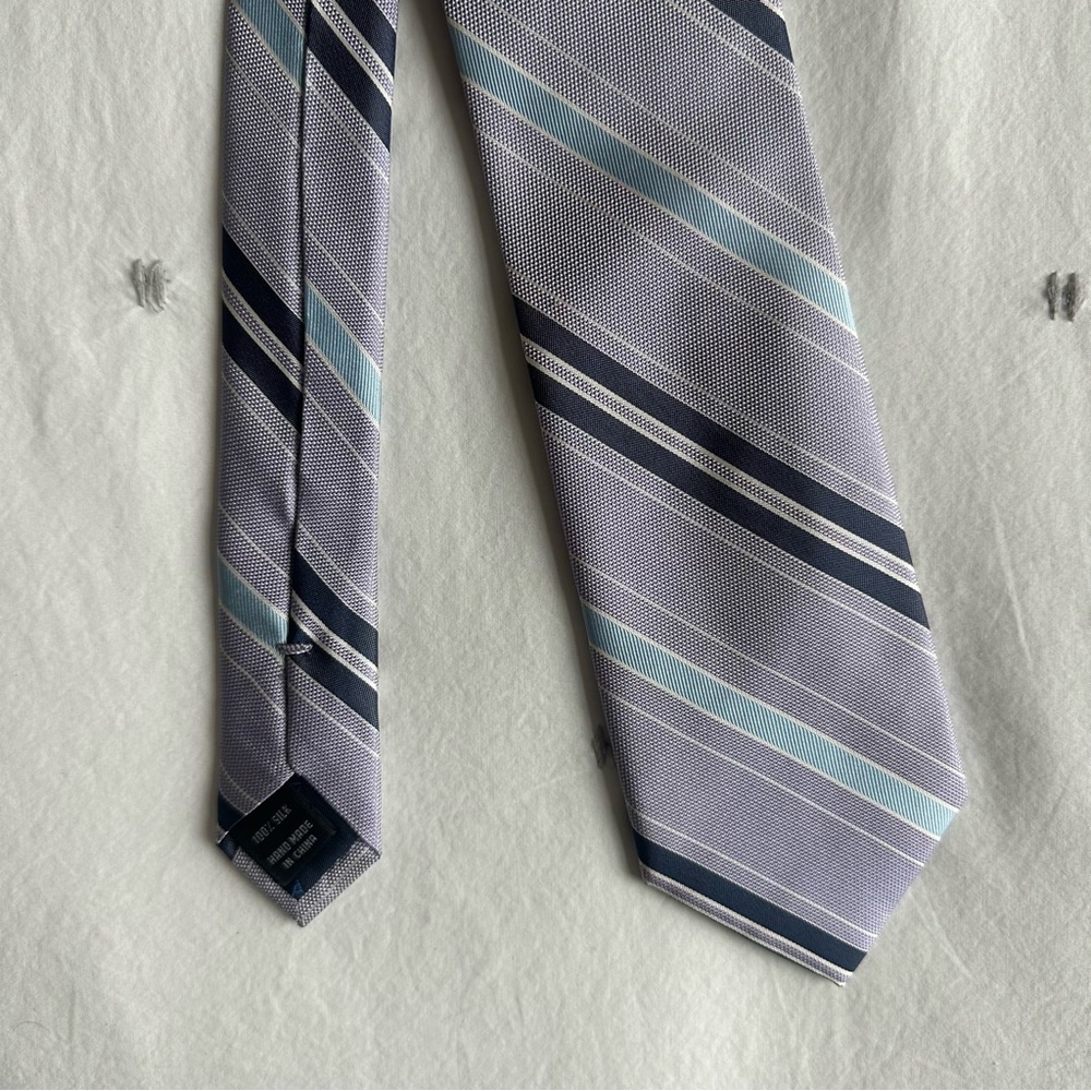 NWT Jos. A. Bank Striped Tie in Lavender and Navy